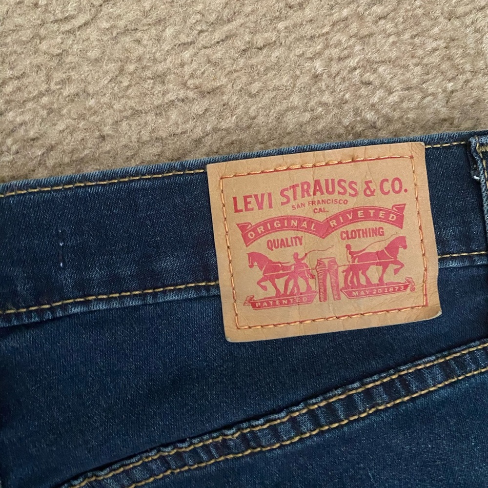 High waisted Levi’s